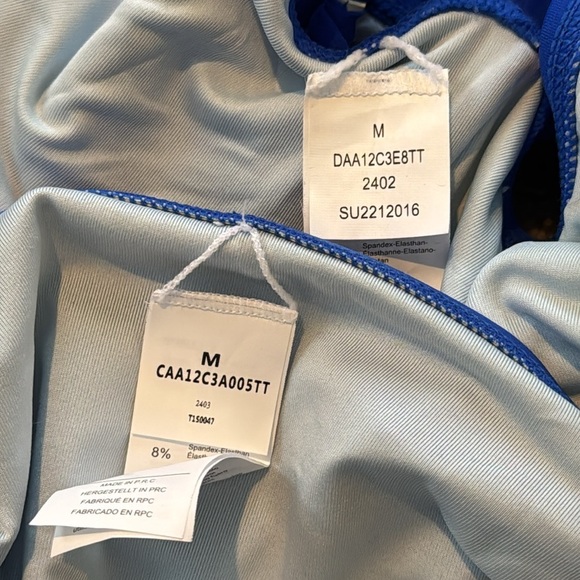 Cupshe Royal Blue 2 Piece Bikini Twist Top Moderate Coverage Bottoms Size Medium - Picture 4 of 5